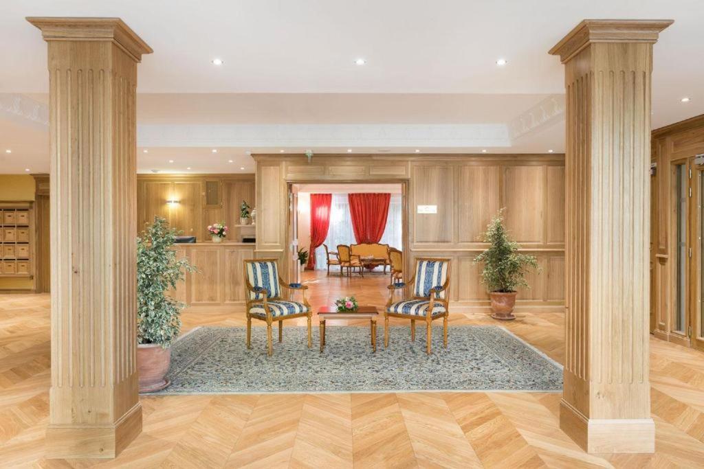 Medicis Home Dijon Les Petites Roches 외부 사진