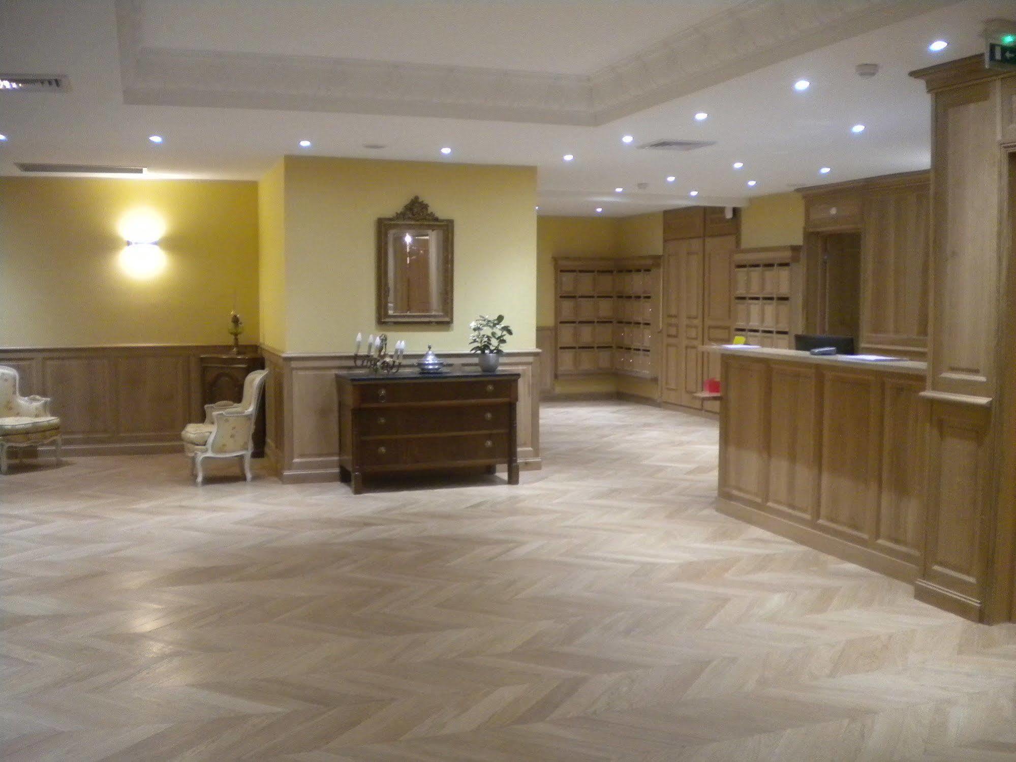 Medicis Home Dijon Les Petites Roches 외부 사진